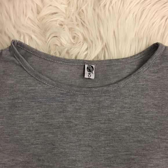 Lace detail | layering top - Picture 3 of 8